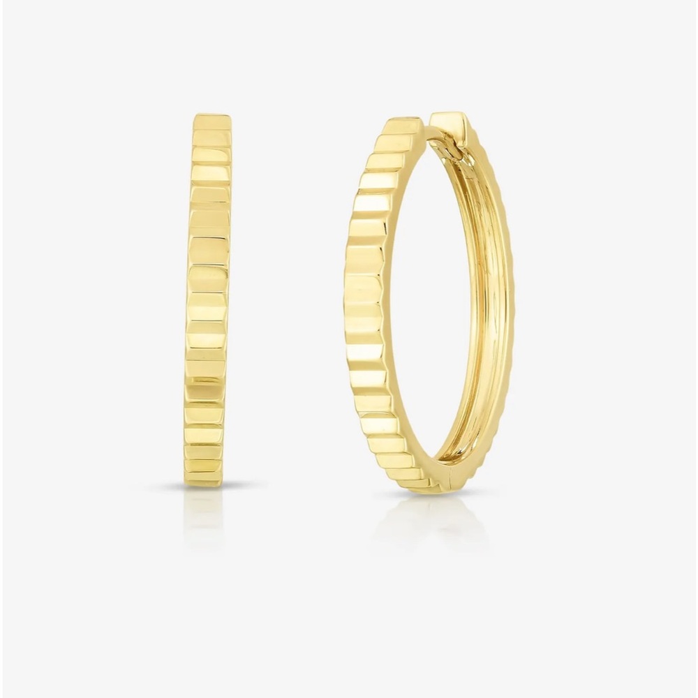 Ring Concierge Slim Fluted Hoops